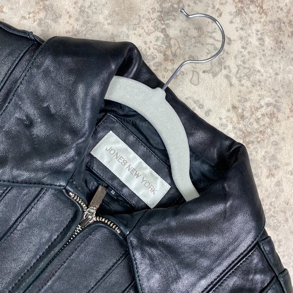 Vintage Jones New York Leather Jacket - Picture 3 of 9